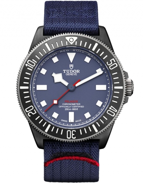 TUDOR - TUDOR Pelagos FXD腕表一次睇|鈦金屬與碳材質(zhì)的嶄新運用