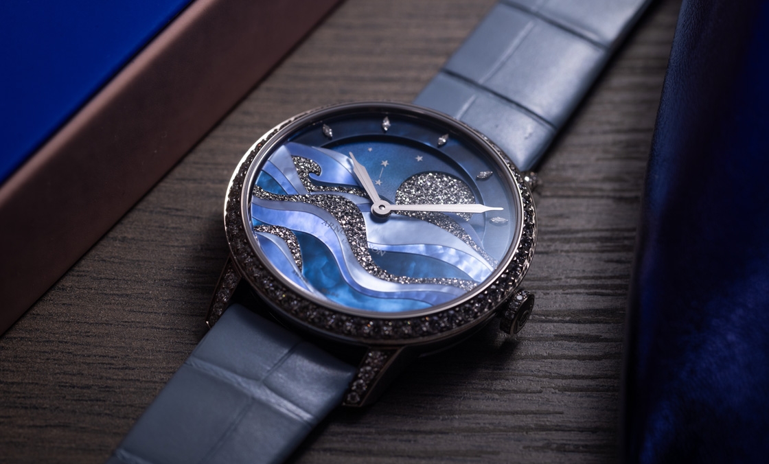 ARNOLD & Son - Arnold & Son招牌超大月相窗以釕晶體形塑又美又魔幻的夜色美學|恒久月相38午夜潮汐腕表